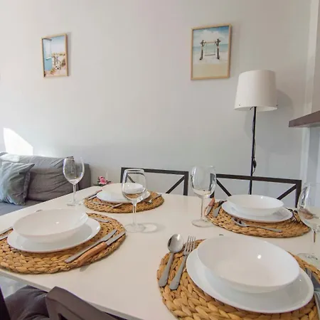 Brisa Del Mar Ii, Living Sur Apartment